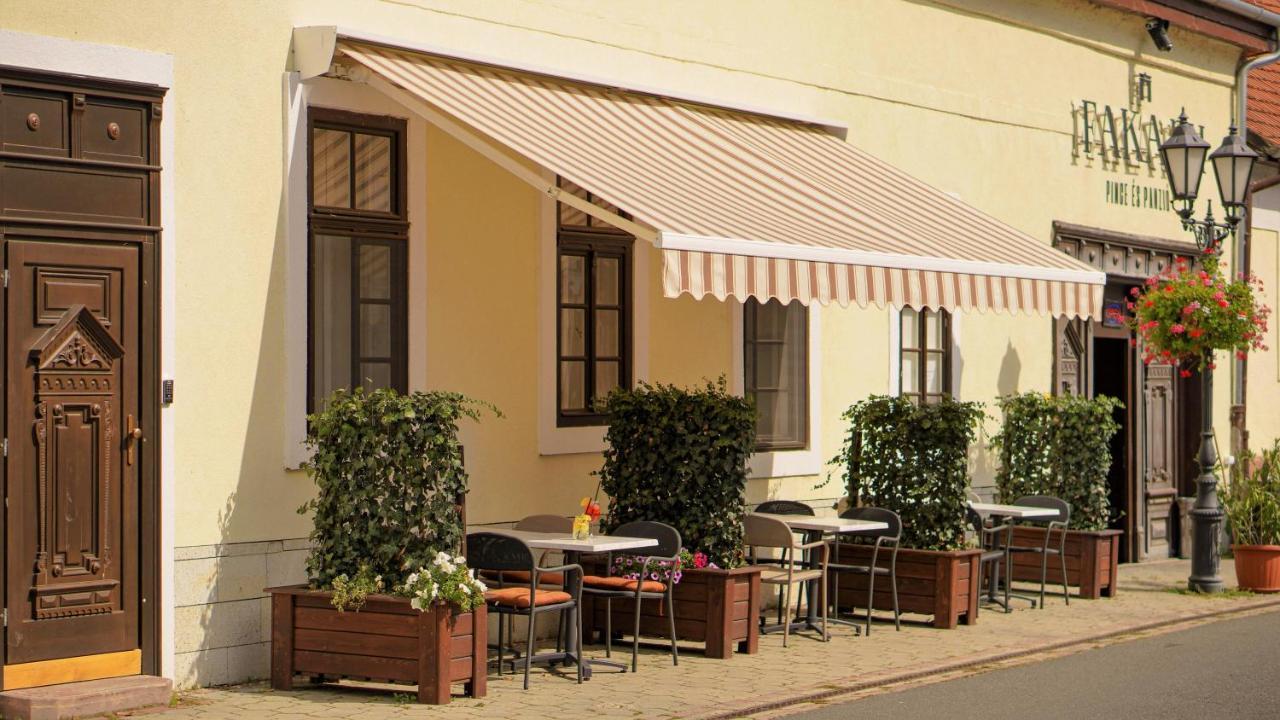 Fakapu Pince Es Panzio Bed & Breakfast Tokaj Bagian luar foto